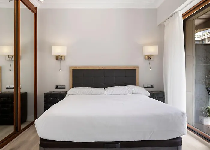 Always Easy I Bermingham Апартаменти