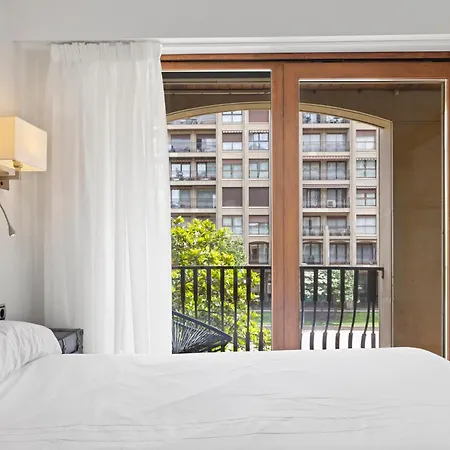 Always Easy I Bermingham Apartment *