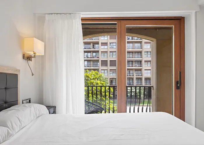 Always Easy I Bermingham Apartment *