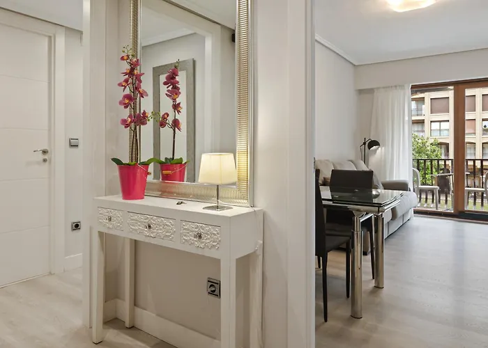 Always Easy I Bermingham Apartment